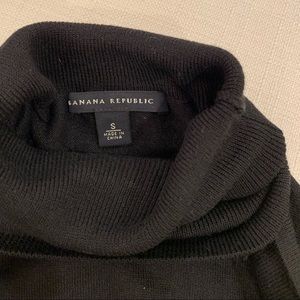 Basic black merino wool turtleneck
